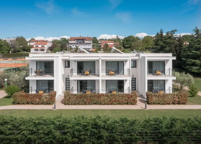 Lana Premium Residence